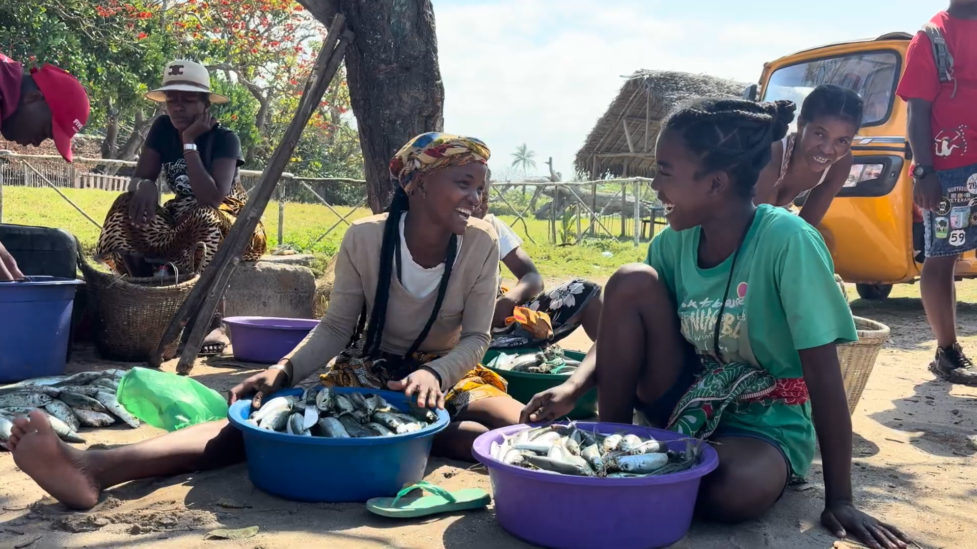 Two fisherwomen chatting on the beach in Manafiafy